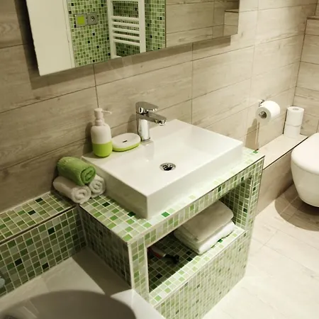 Bed and Breakfast My Open 2*